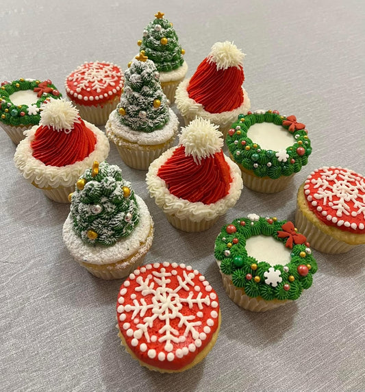 Christmas Cup Cakes V4