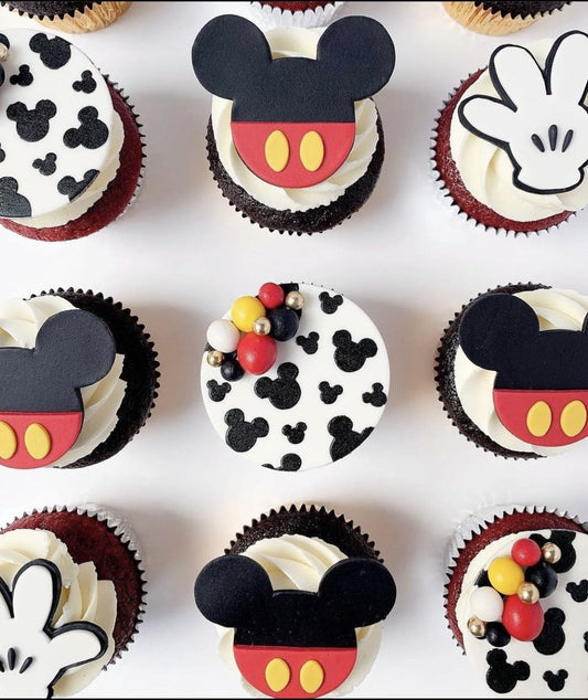 Mickey Mouse Cup Cakes V1