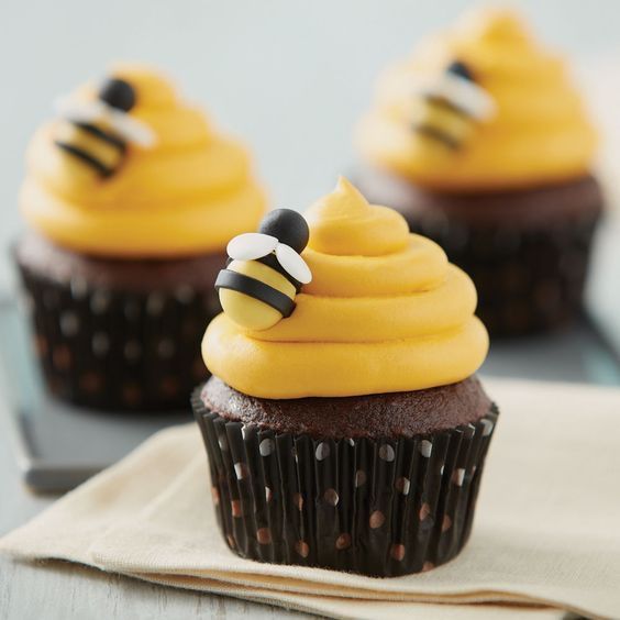 BEE Cup Cakes V2