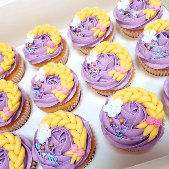 Rapunzel Cup Cakes V3