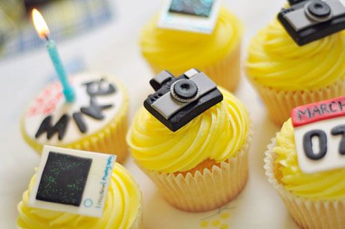 Canon Camera Cup Cakes V1