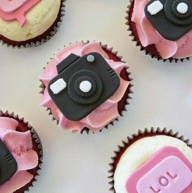 Canon Camera Cup Cakes V4