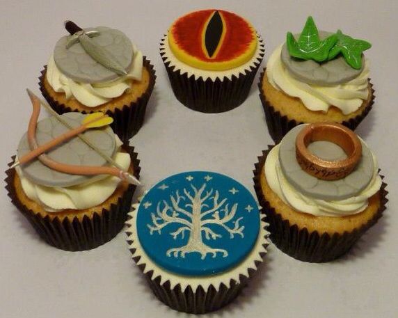 Lord of the Rings Day Cup Cakes V4