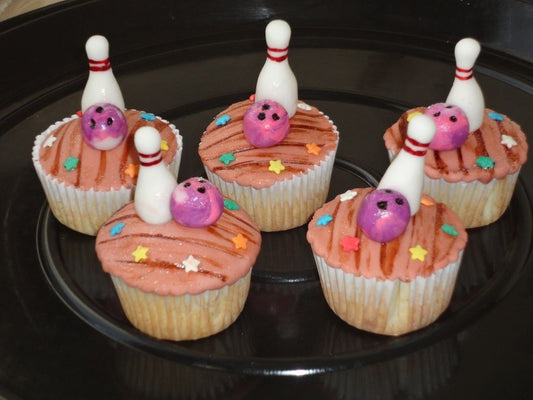 Bowling Cup Cakes V3