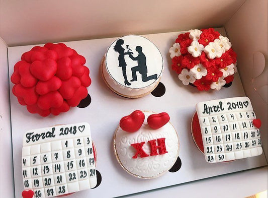 Anniversary Cup Cakes V6
