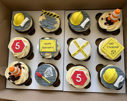Digger Construction Cup Cakes V8