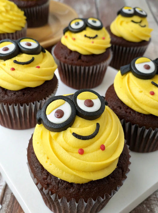 Minions Cup Cakes V9