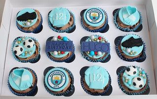 Manchester City Cup Cakes V8