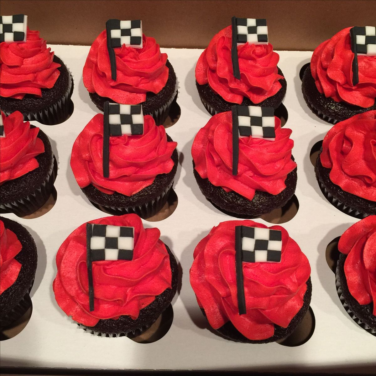Lightning Mcqueen Cup Cakes V3
