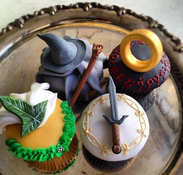 Lord of the Rings Day Cup Cakes V1