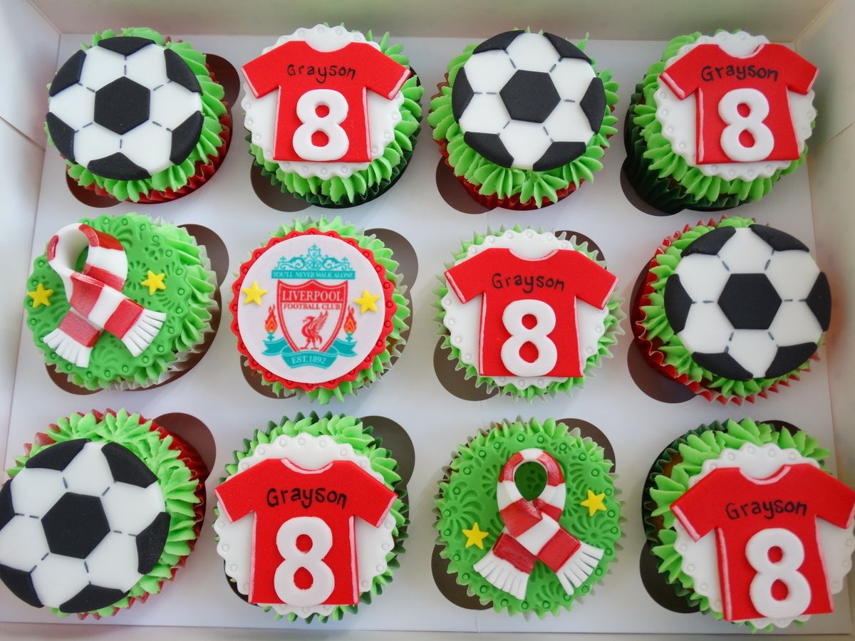 Football Cup Cakes V3