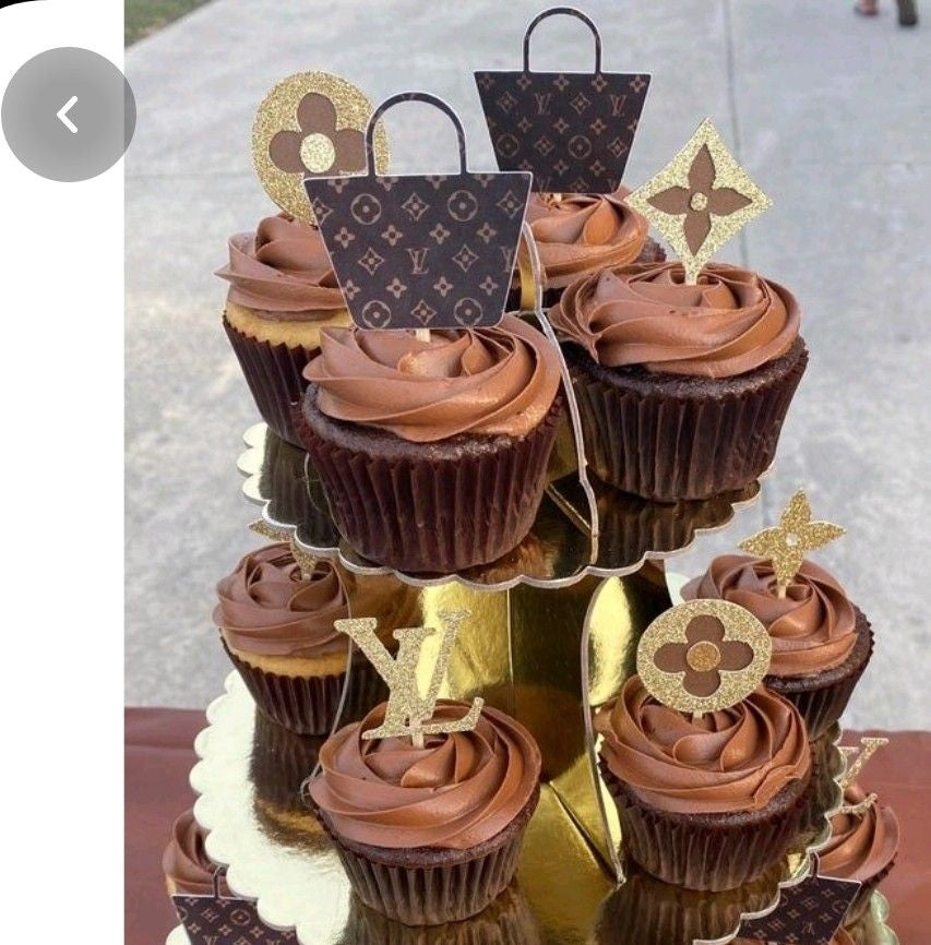 Louis Vuitton Cup Cakes V3