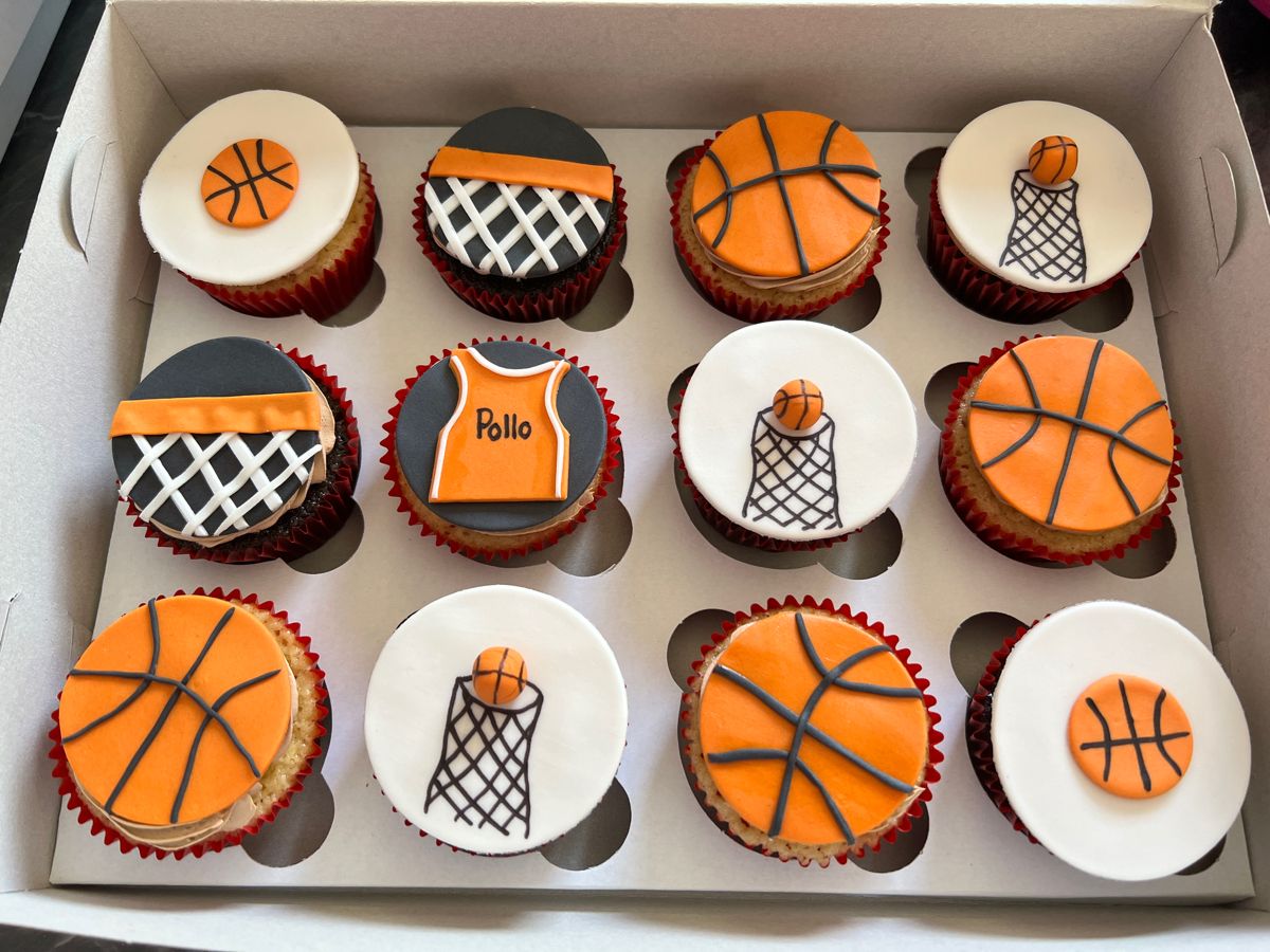 Basketball Cup Cakes V6