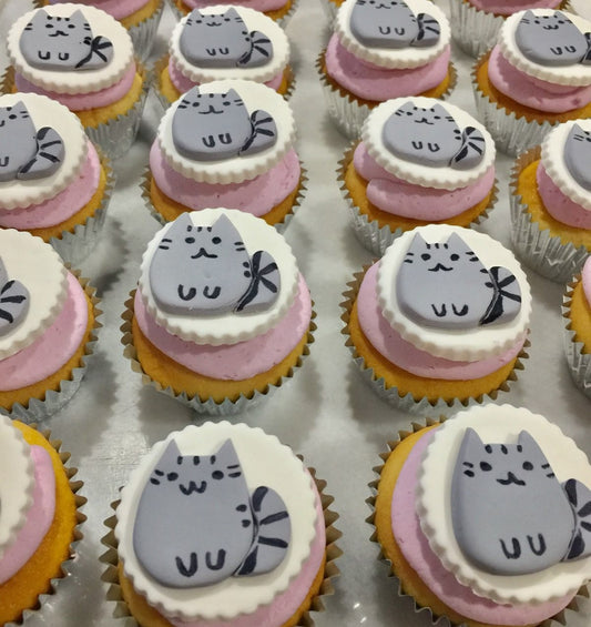 Pusheen the Cat Cup Cakes V6