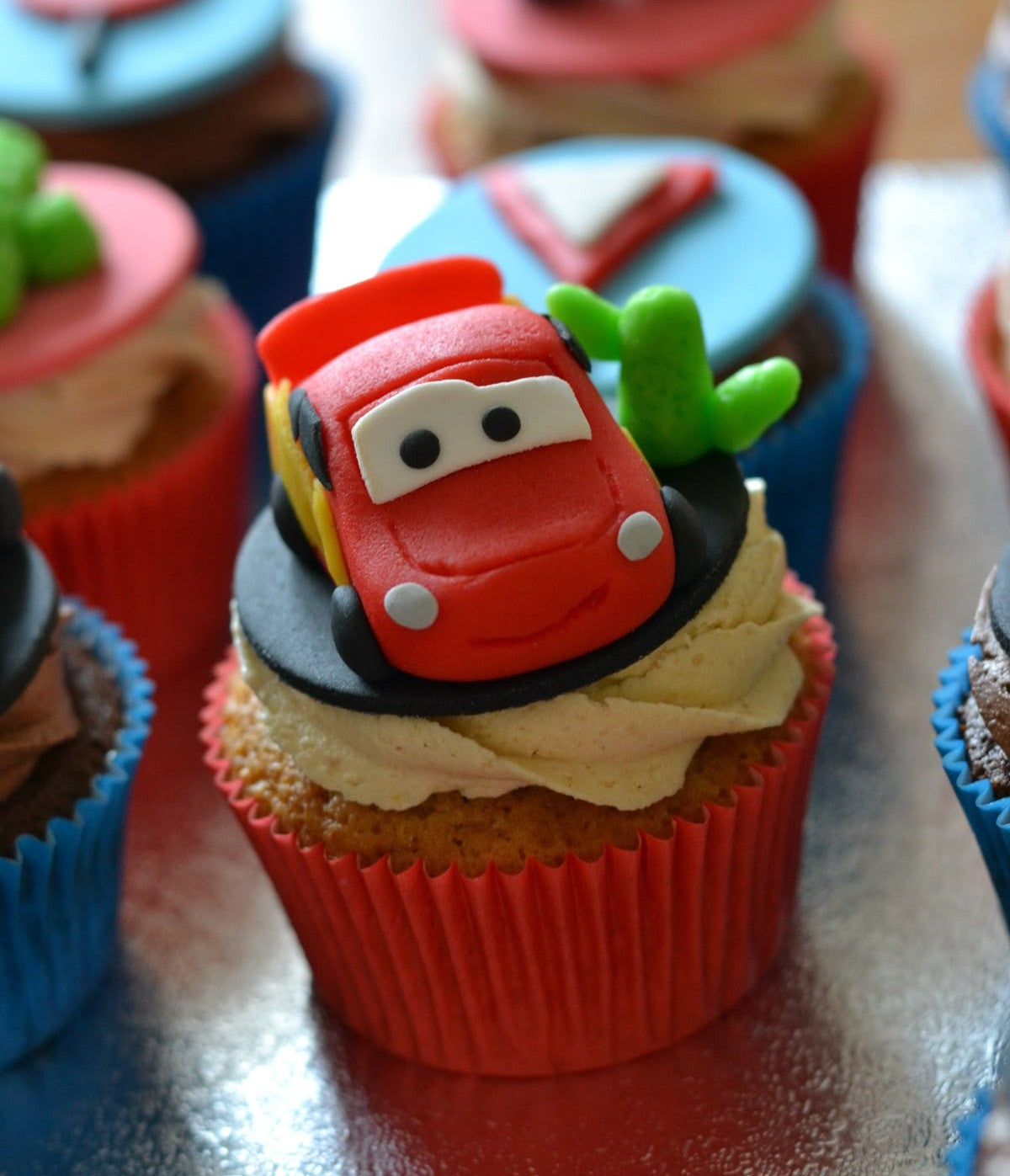 Lightning Mcqueen Cup Cakes V6