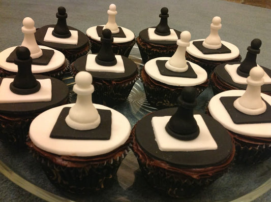 Chess Cup Cakes V7