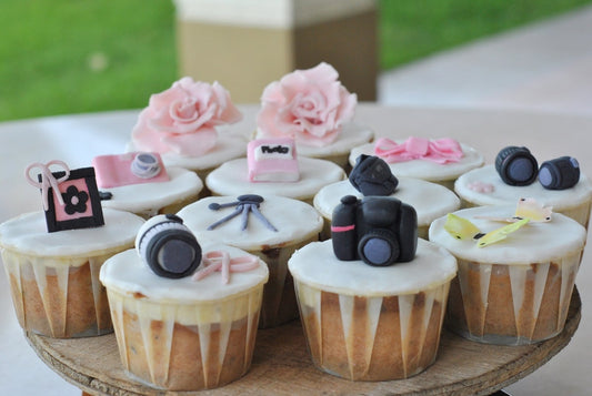 Canon Camera Cup Cakes V7